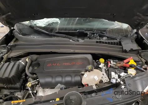 2017 Jeep Renegade Latitude z USA, uszkodzony, nr VIN ZACCJBBB8HPE51705